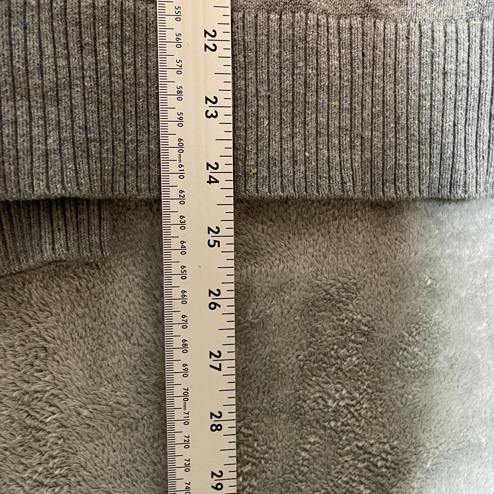 Banana Republic Men Classic Preppy Cotton Blend Speckled Henley Sweater M Gray